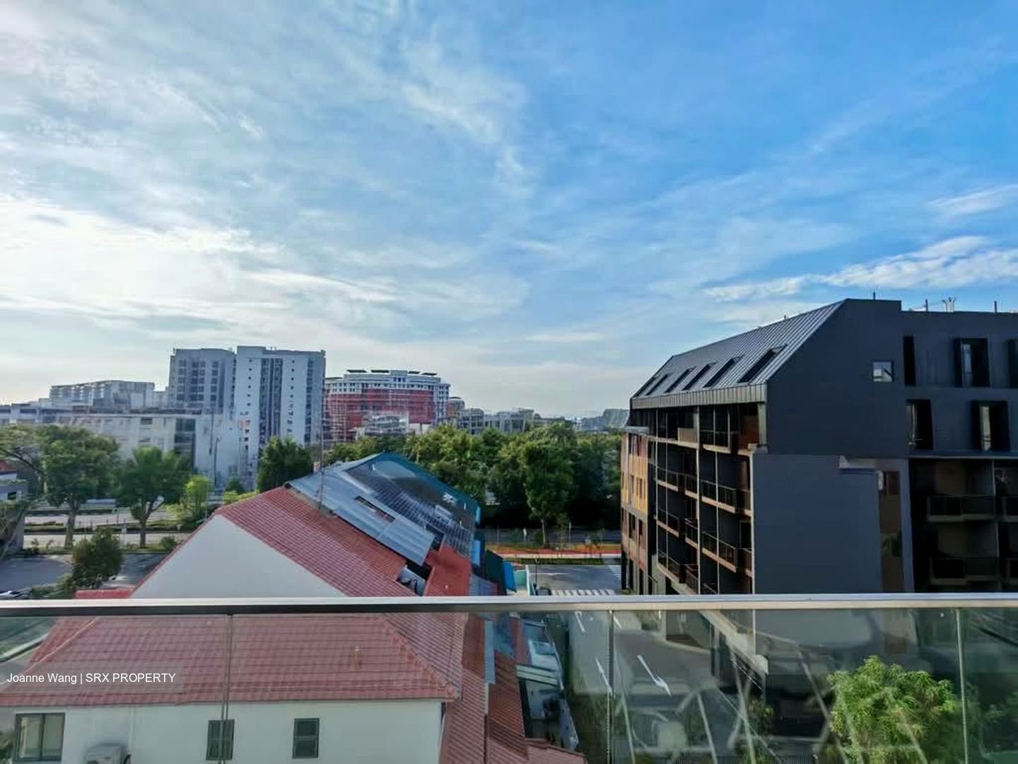 Casa Cambio (D19), Condominium #559376451